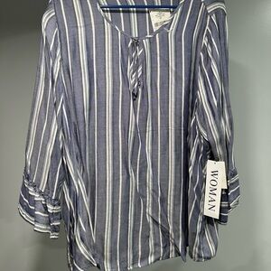 Women’s plus blouse